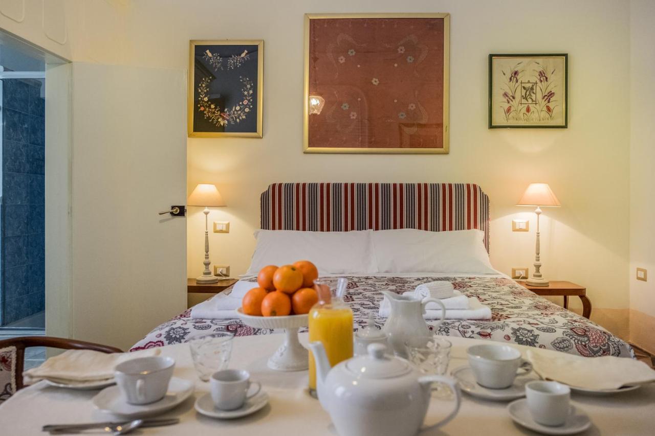 Palazzo Bernardini Suites Lecce Exterior photo