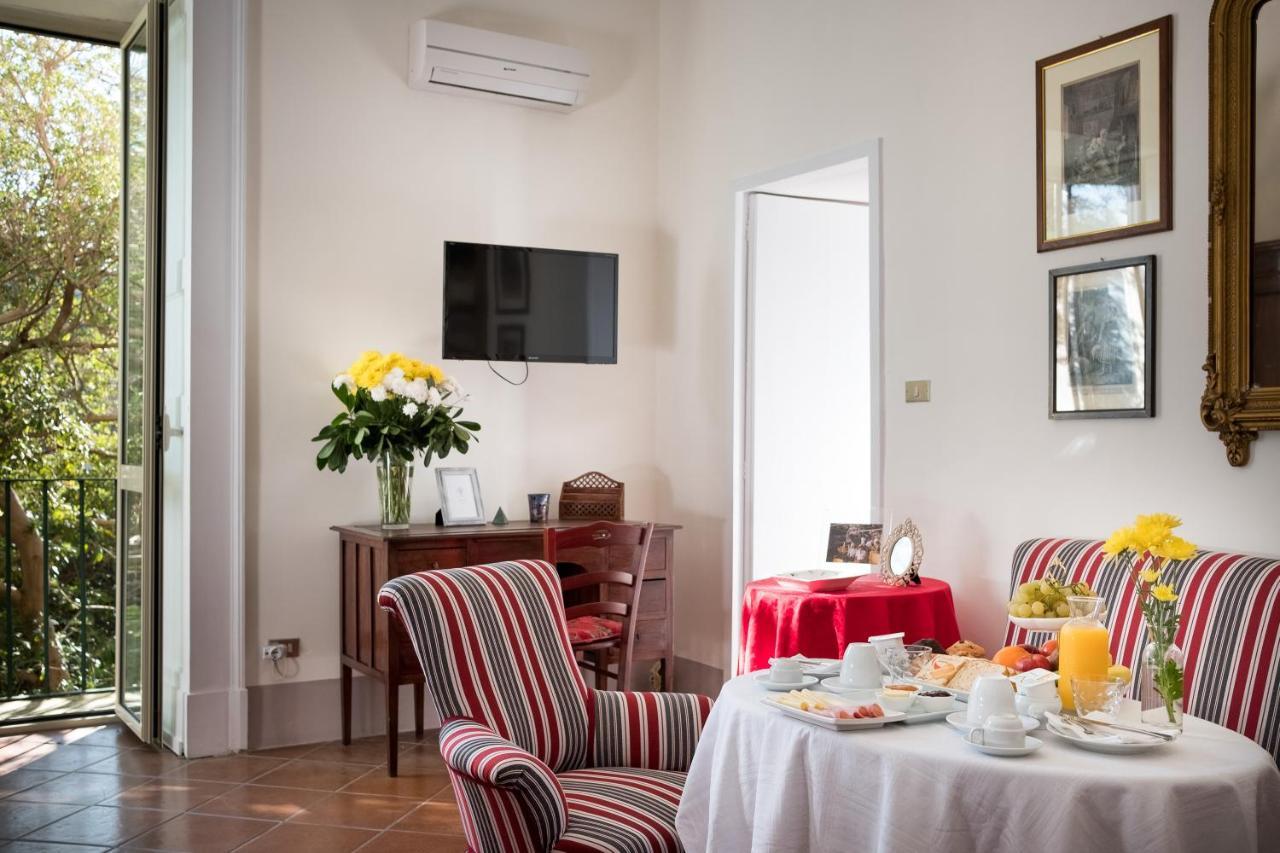 Palazzo Bernardini Suites Lecce Exterior photo