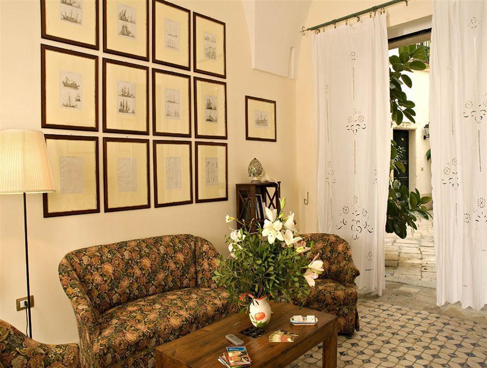 Palazzo Bernardini Suites Lecce Exterior photo
